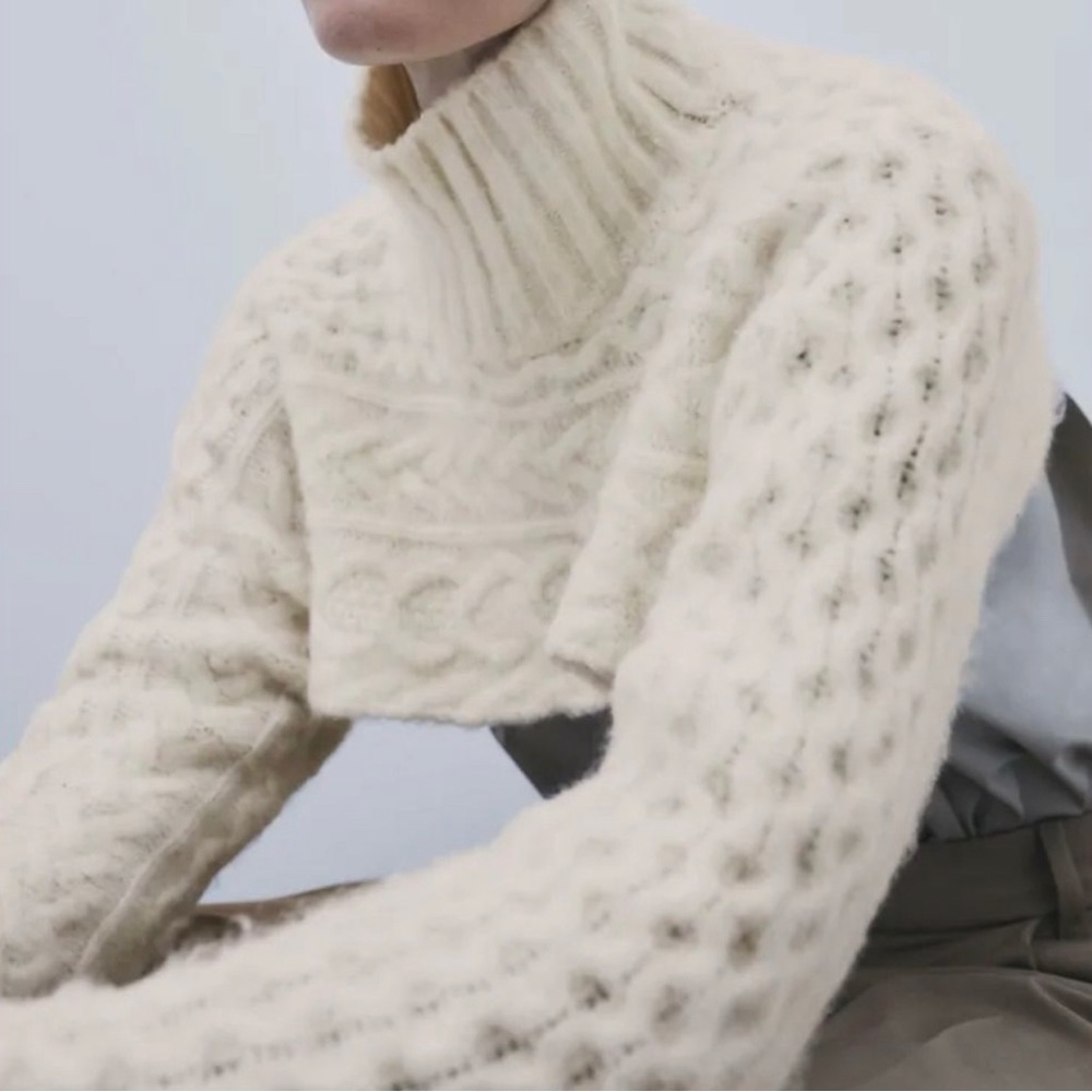 Zara Cable Knit Sweater Sleeve Scarf
